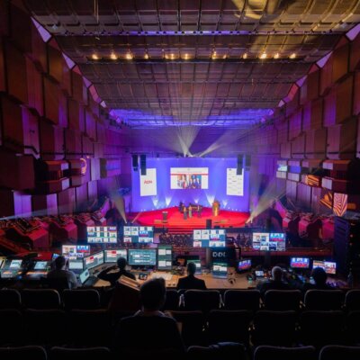 Weite Ansicht der JUVE Awards 2022 in der Alten Oper Frankfurt