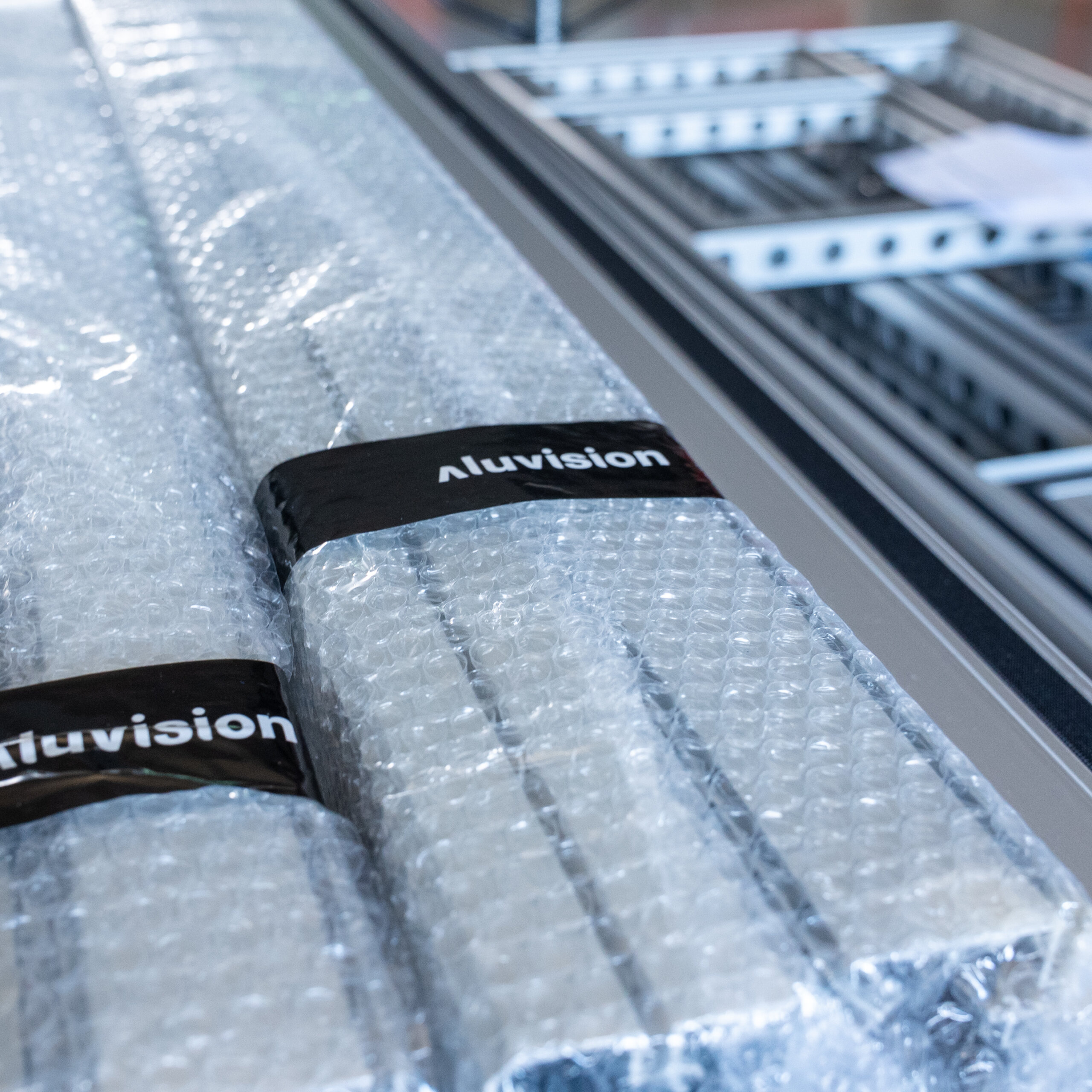 Sinus investiert in nachhaltige AluVision-Rahmensysteme
